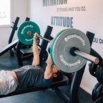 Barre musculation en aluminium 220cm 50mm 2 stop disques 1 Barre musculation en aluminium 220cm 50mm 2 stop disques 1