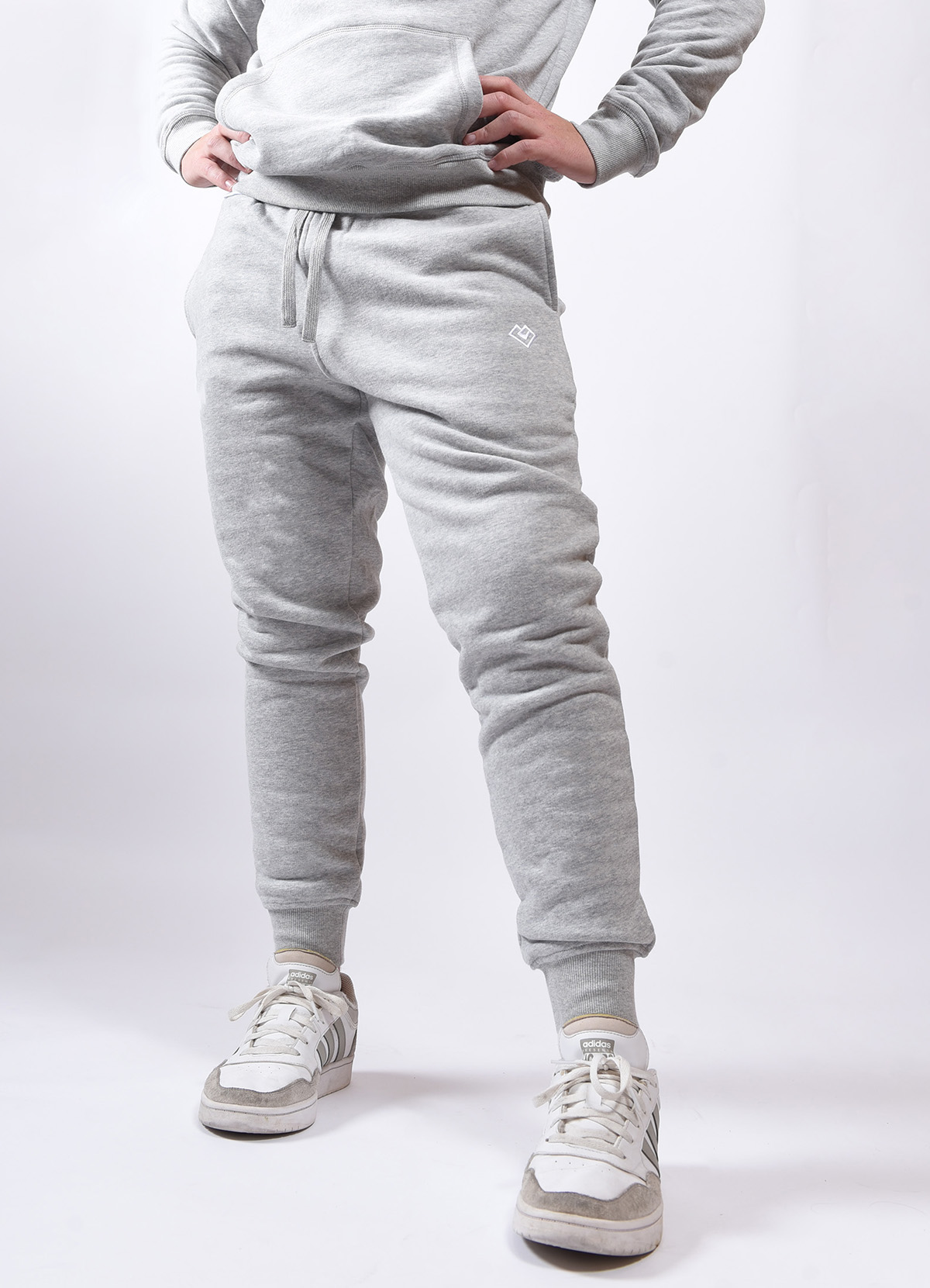 jogger cinzento 2 1200