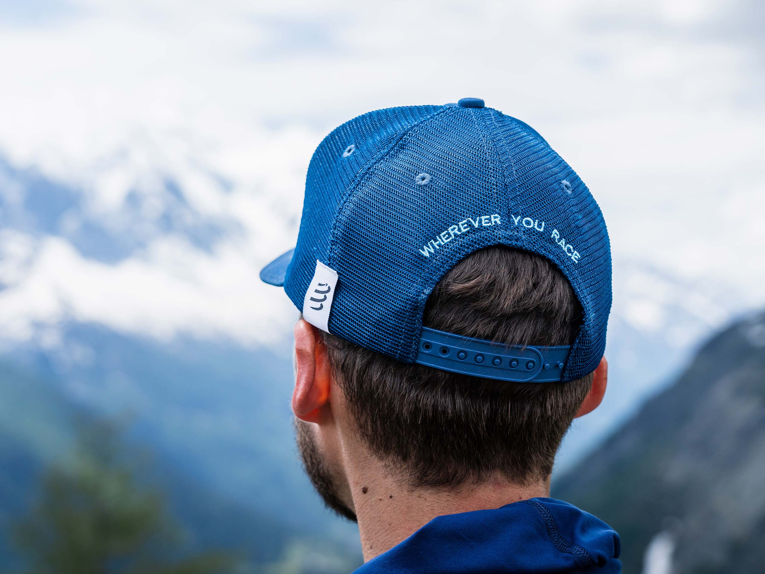 Boné Mont Blanc Trucker 2022 Compressport 25904