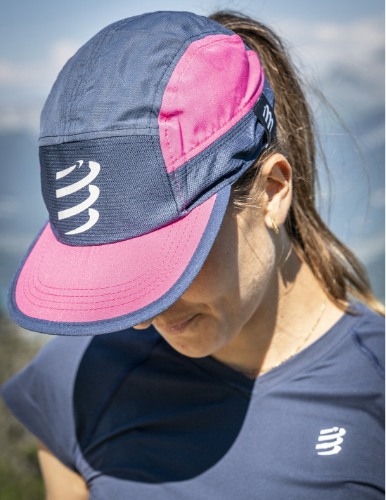 Atmungsaktive und verstellbare Sportmütze 5 Panel Light Cap Compressport 14877
