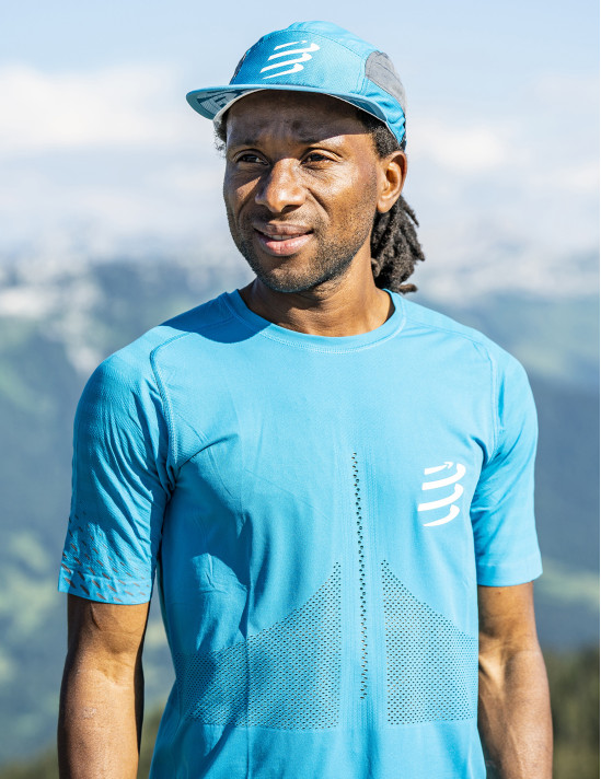 Compressport 80570 Atmungsaktive und verstellbare Sportmütze 5 Panel Light Cap