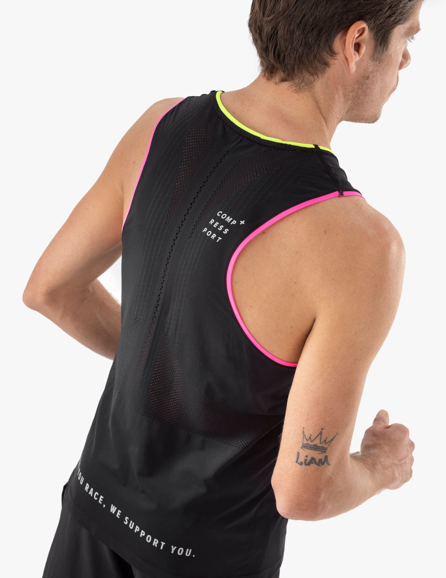 Debardeur t shirt running Pro racing Singlet Homme Compressport 18293