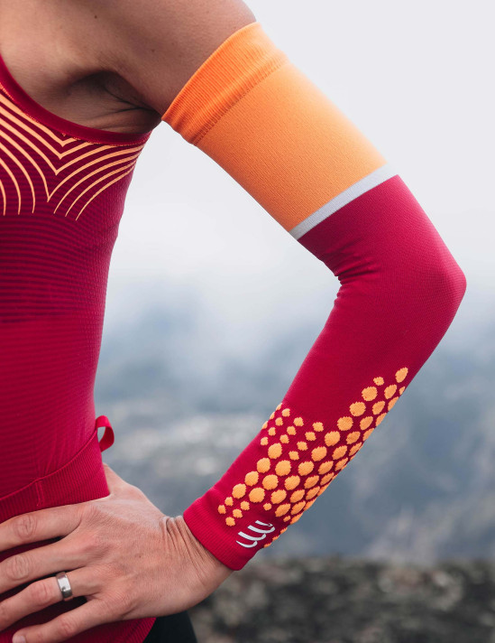 Manchettes de compressions pour bras Ultralight Compressport lot de 2 65984