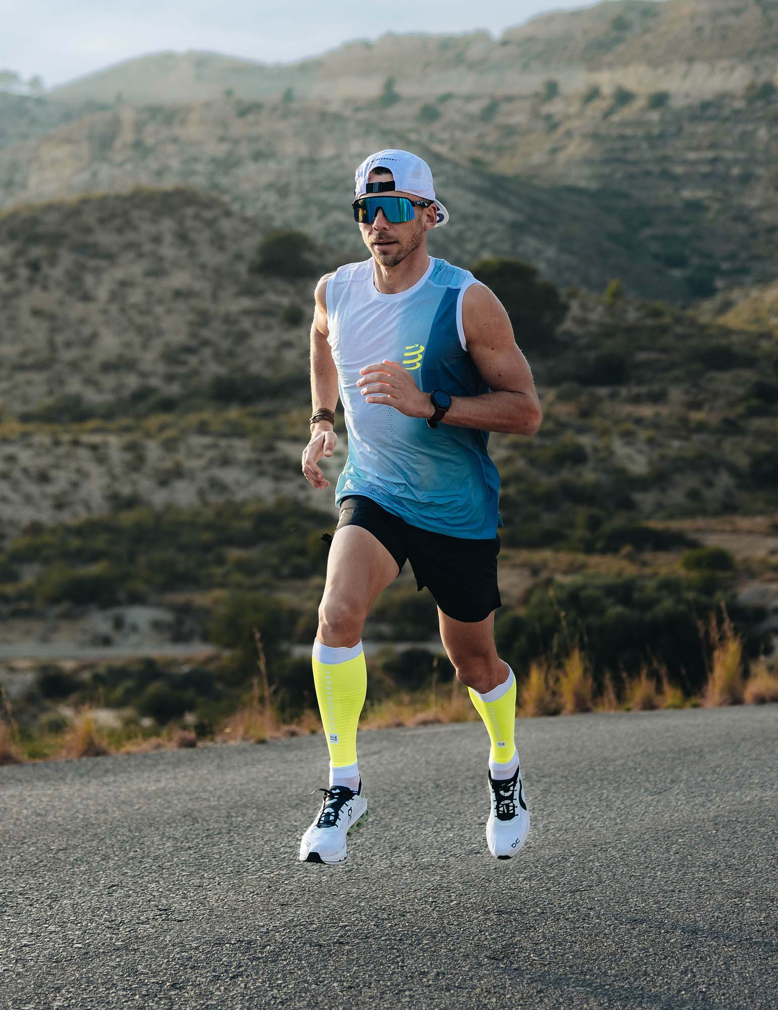 Manchons de compression pour mollets R2 3.0 Compressport lot de 2 36339