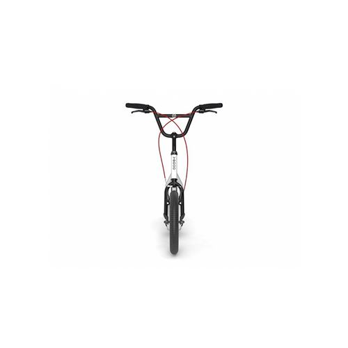 Drie Yedoo 10046 scooters voor volwassenen