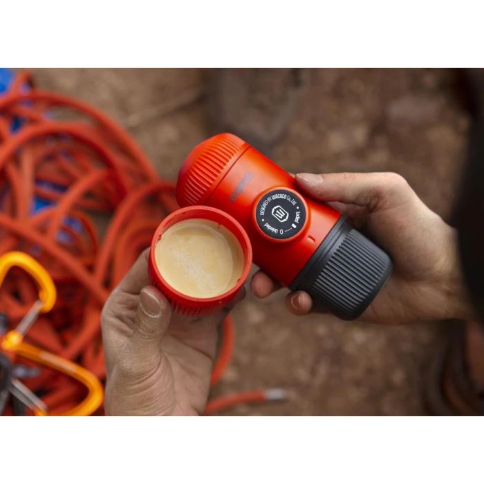 Máquina de café portátil Nanopresso com tampa Wacaco 63253