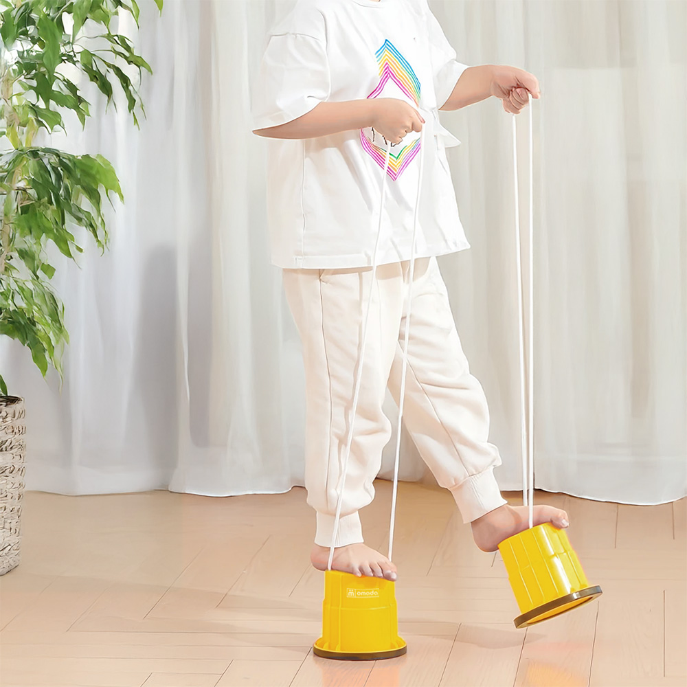 Sabots echasses gobelets antiderapants enfants 1 yellow